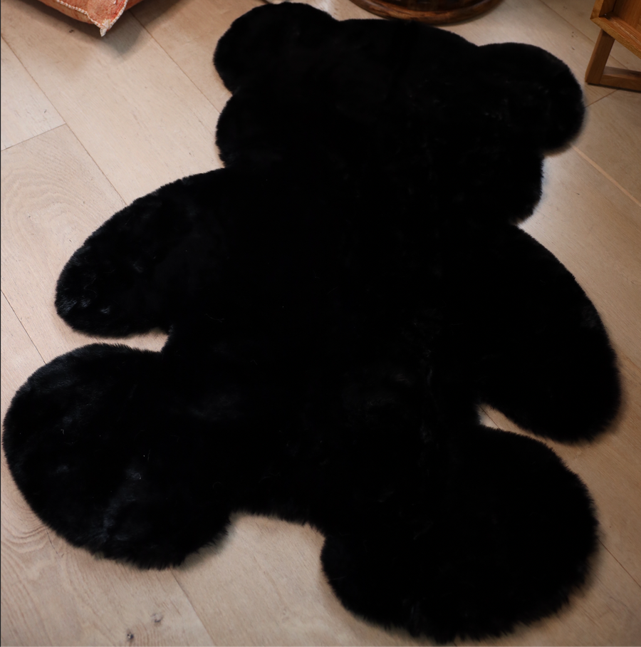 Bear Rug ~ Medium Black